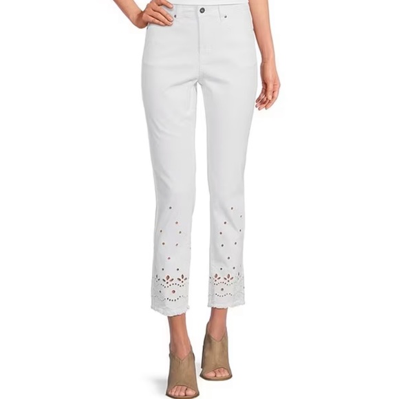 John Mark Floral Eyelet Embroidered Fringe Hem Straight Leg Jeans. - Picture 1 of 12